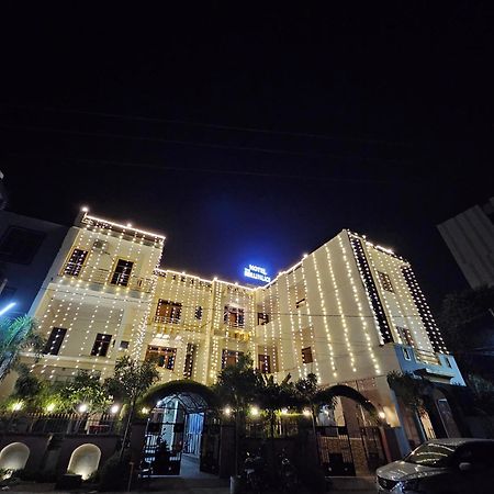 The Indraj Palace Hotel Jaipur Exterior photo